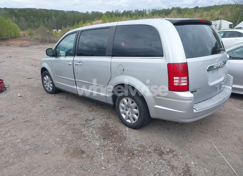 Photo 3 of 2009 Chrysler Town & COUNTRY LX (VIN 2A8HR44E19R567349)