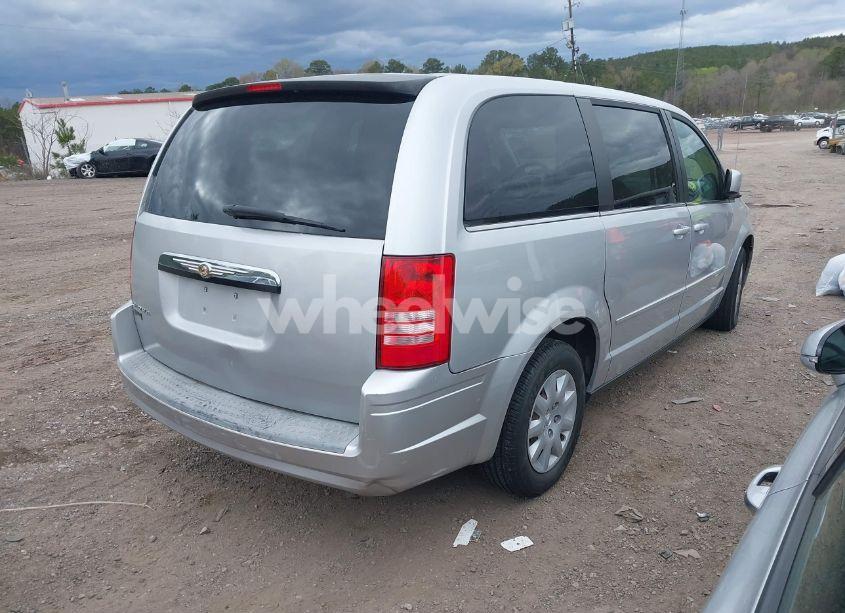 Photo 4 of 2009 Chrysler Town & COUNTRY LX (VIN 2A8HR44E19R567349)