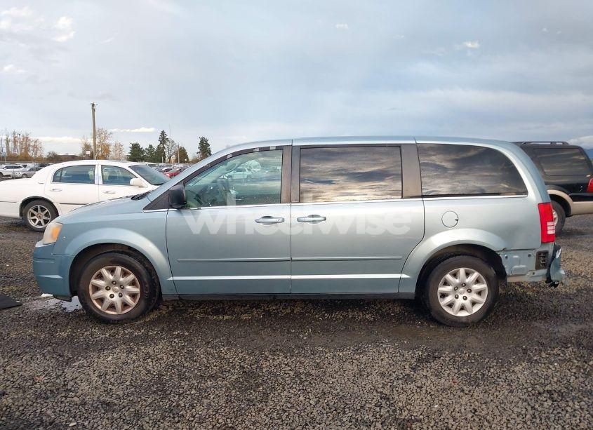 Photo 14 of 2009 Chrysler Town & COUNTRY LX (VIN 2A8HR44E19R656158)