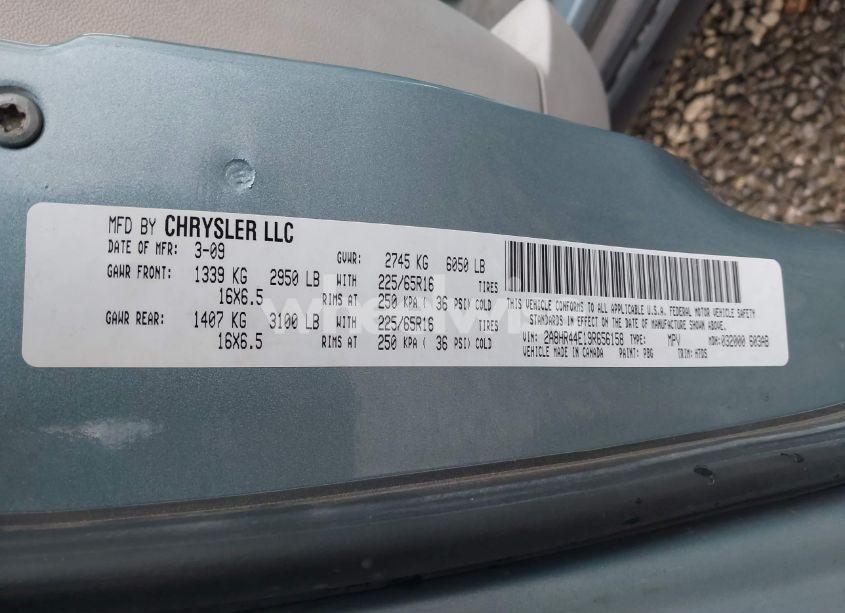 Photo 9 of 2009 Chrysler Town & COUNTRY LX (VIN 2A8HR44E19R656158)