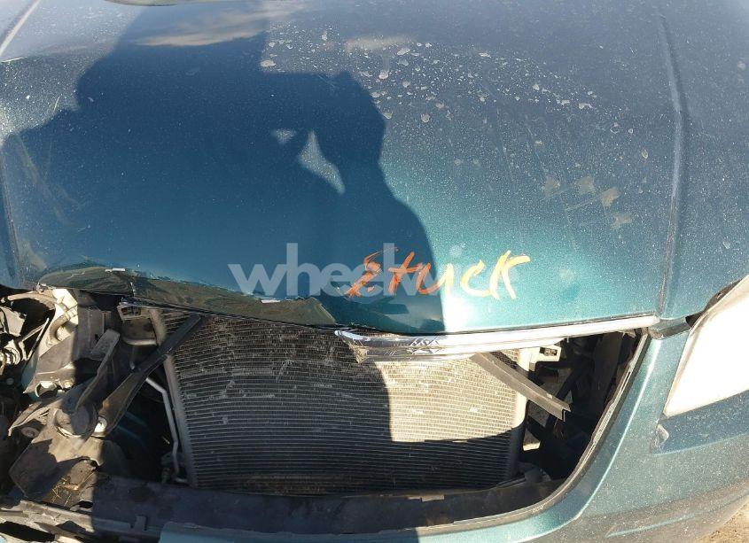 Photo 10 of 2009 Chrysler Town & COUNTRY LX (VIN 2A8HR44E29R570082)