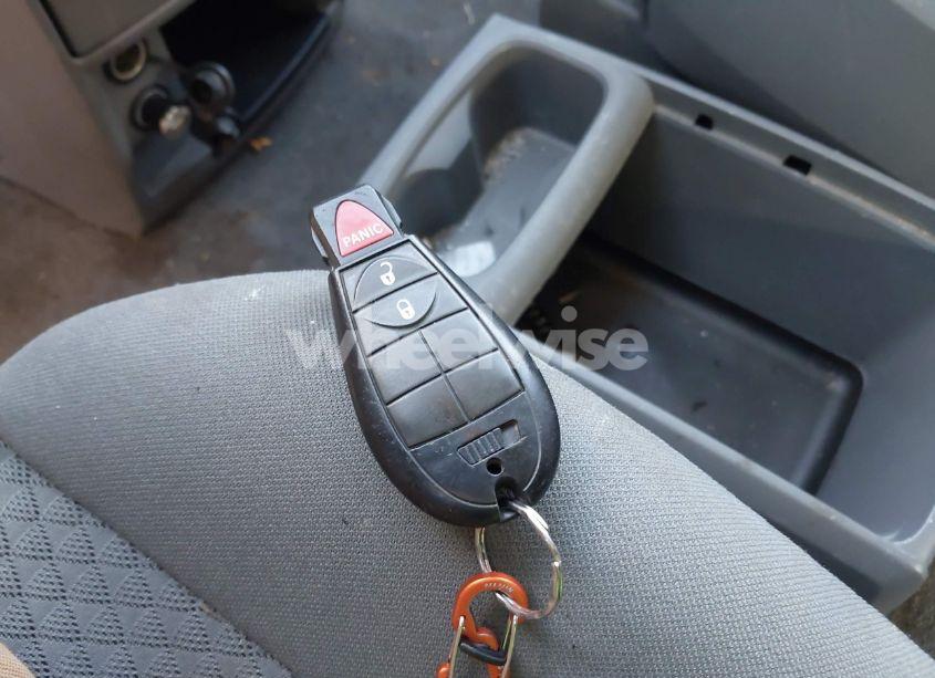 Photo 10 of 2009 Chrysler Town & COUNTRY LX (VIN 2A8HR44E29R607101)