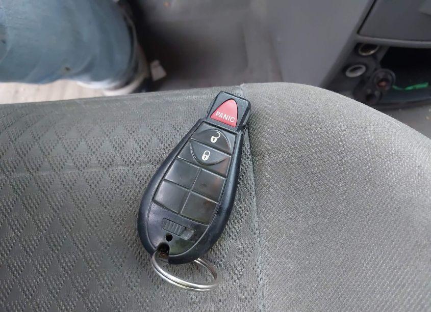 Photo 11 of 2009 Chrysler Town & COUNTRY LX (VIN 2A8HR44E29R652443)