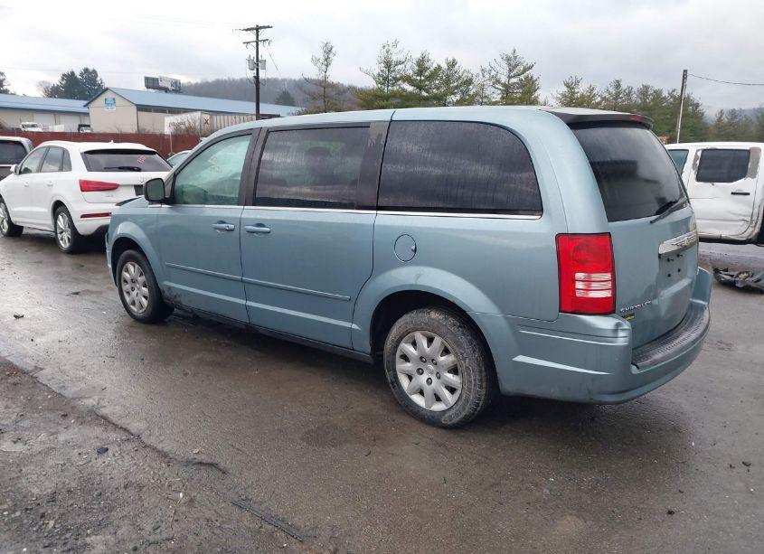 Photo 3 of 2009 Chrysler Town & COUNTRY LX (VIN 2A8HR44E29R652443)