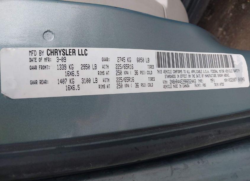 Photo 9 of 2009 Chrysler Town & COUNTRY LX (VIN 2A8HR44E29R652443)