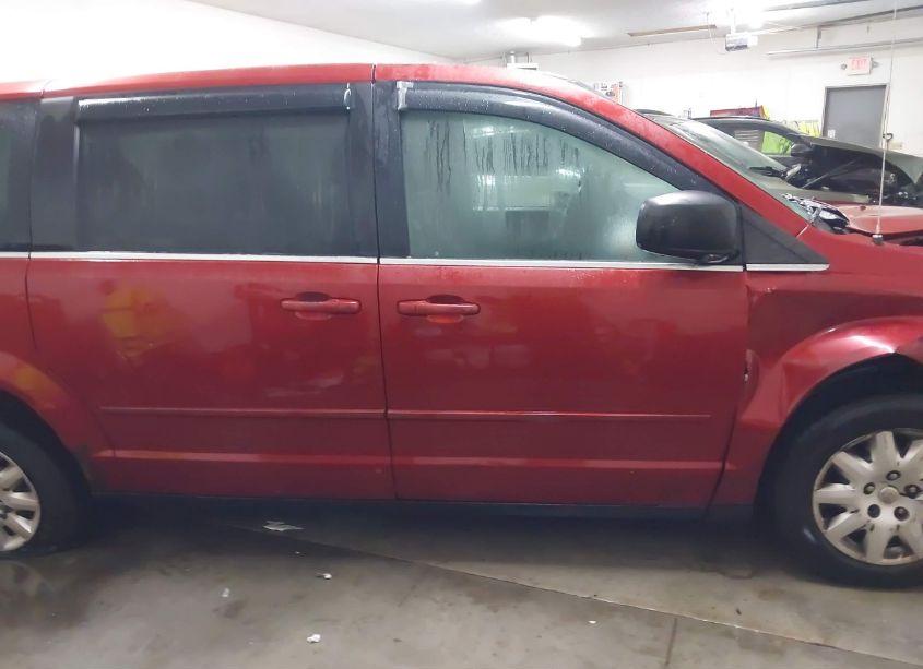 Photo 14 of 2009 Chrysler Town & COUNTRY LX (VIN 2A8HR44E49R528996)