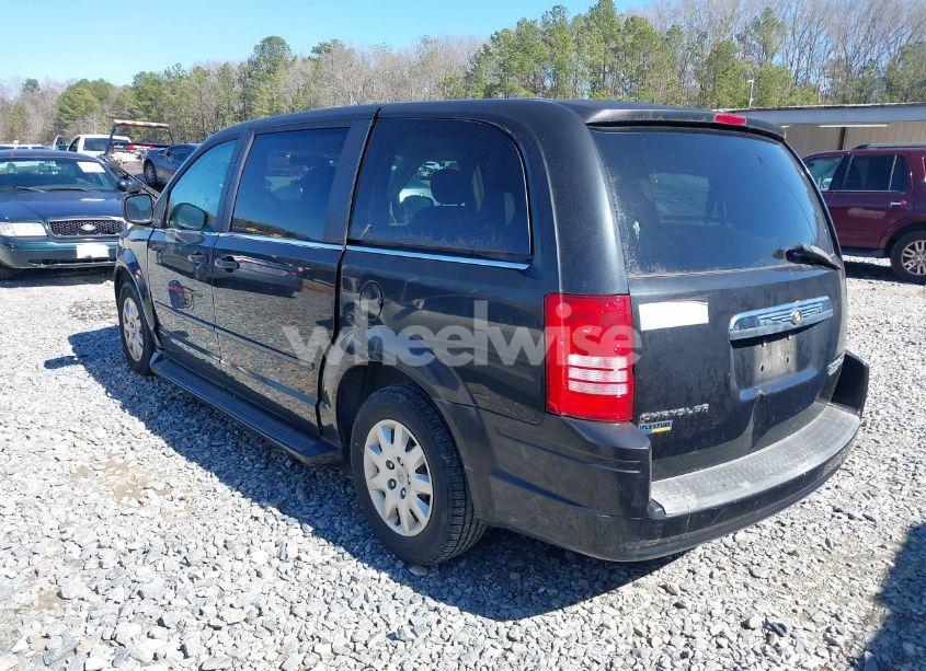 Photo 3 of 2009 Chrysler Town & COUNTRY LX (VIN 2A8HR44E49R689977)