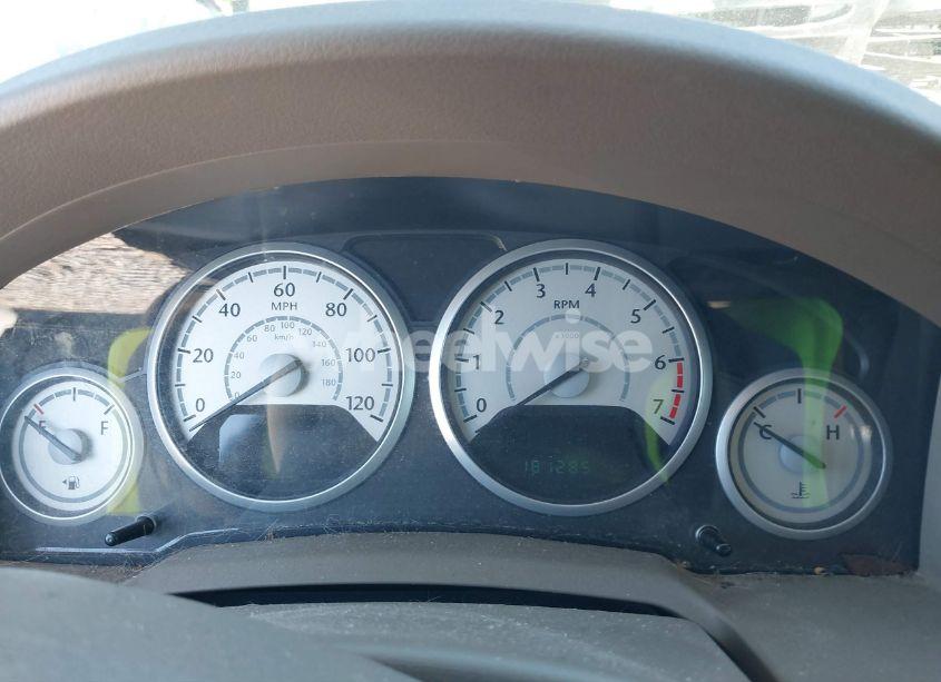 Photo 7 of 2009 Chrysler Town & COUNTRY LX (VIN 2A8HR44E49R689977)