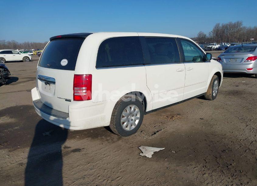 Photo 4 of 2009 Chrysler Town & COUNTRY LX (VIN 2A8HR44E59R530031)