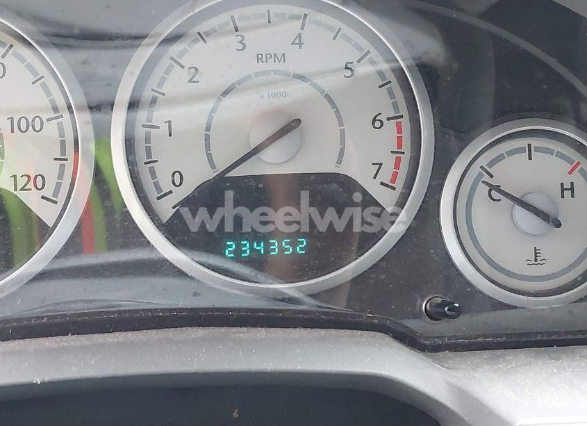 Photo 15 of 2009 Chrysler Town & COUNTRY LX (VIN 2A8HR44E59R570092)