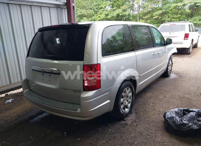 Photo 4 of 2009 Chrysler Town & COUNTRY LX (VIN 2A8HR44E59R570092)