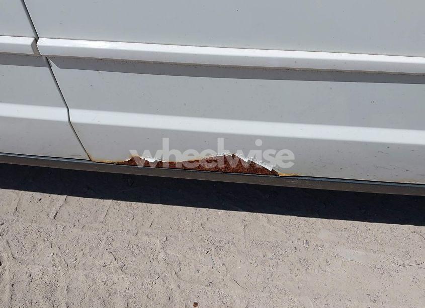 Photo 12 of 2009 Chrysler Town & COUNTRY LX (VIN 2A8HR44E69R512668)