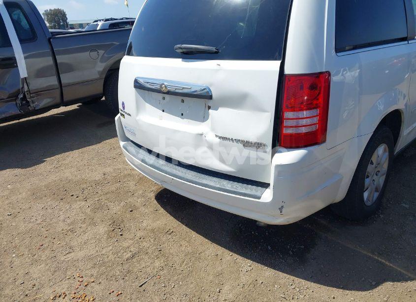 Photo 6 of 2009 Chrysler Town & COUNTRY LX (VIN 2A8HR44E79R549129)
