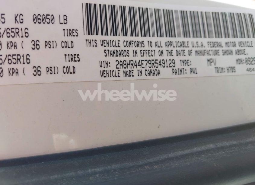 Photo 9 of 2009 Chrysler Town & COUNTRY LX (VIN 2A8HR44E79R549129)