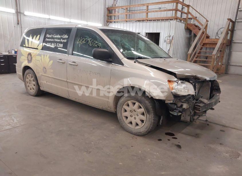 2009 Chrysler Town & COUNTRY LX (VIN 2A8HR44E79R683493) main photo