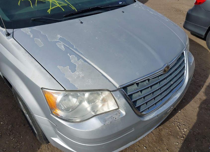 Photo 6 of 2009 Chrysler Town & COUNTRY LX (VIN 2A8HR44E89R527348)