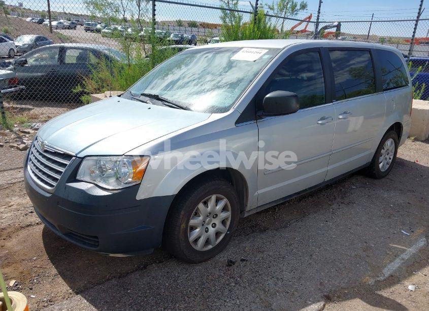 Photo 2 of 2009 Chrysler Town & COUNTRY LX (VIN 2A8HR44E89R630611)