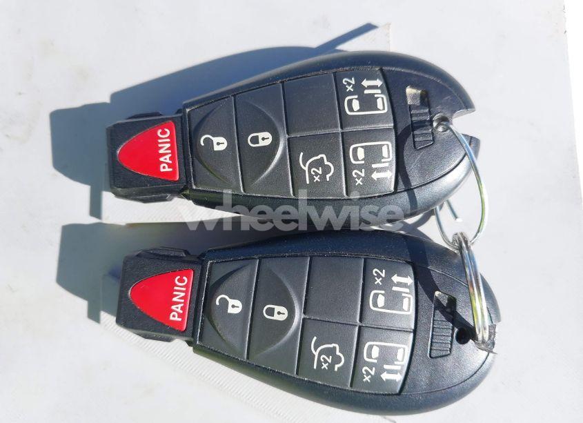 Photo 11 of 2009 Chrysler Town & COUNTRY LX (VIN 2A8HR44E99R616054)