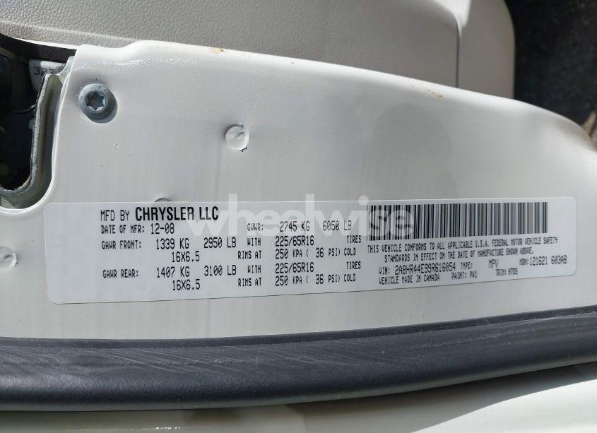 Photo 9 of 2009 Chrysler Town & COUNTRY LX (VIN 2A8HR44E99R616054)