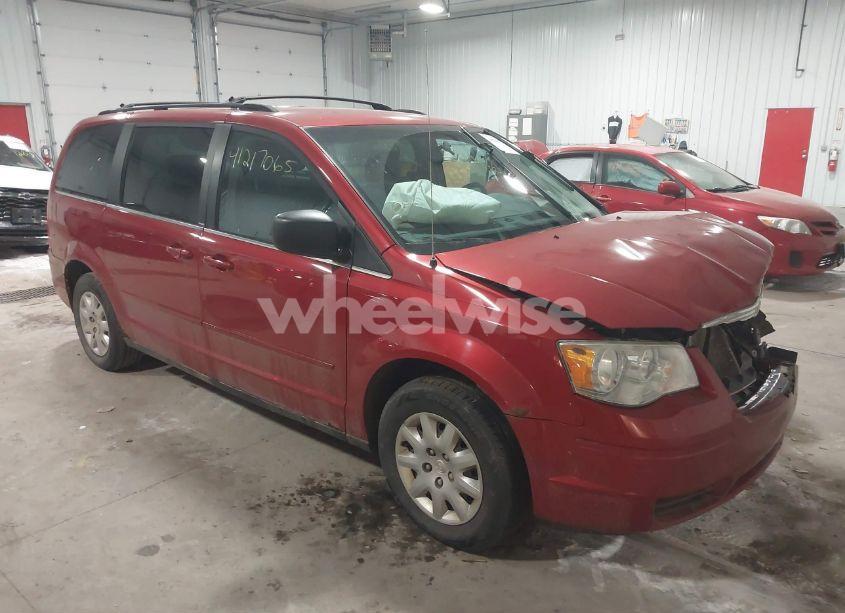 2009 Chrysler Town & COUNTRY LX (VIN 2A8HR44E99R652939) main photo