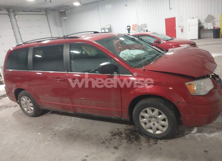 Photo 13 of 2009 Chrysler Town & COUNTRY LX (VIN 2A8HR44E99R652939)