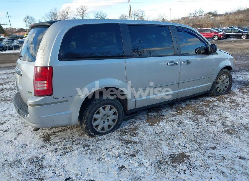 Photo 4 of 2008 Chrysler Town & COUNTRY LX (VIN 2A8HR44H08R831525)