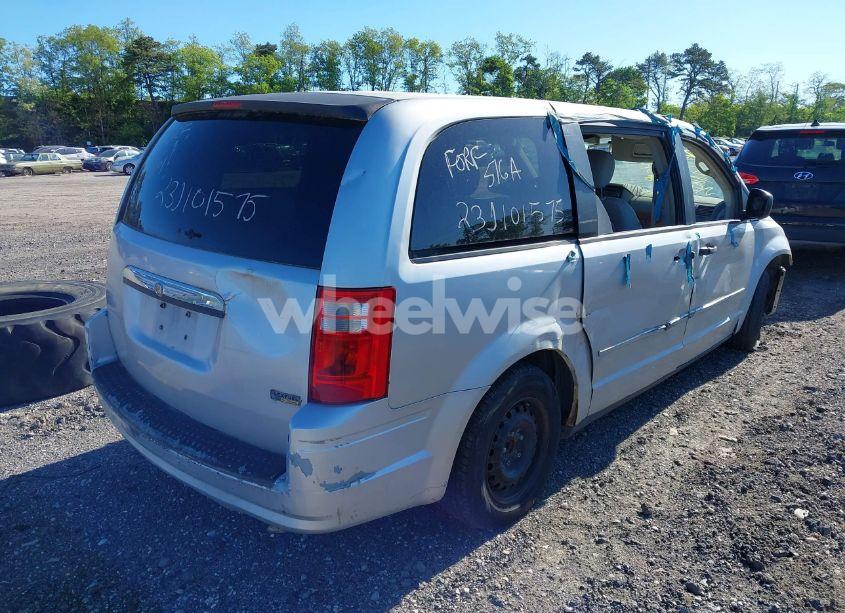 Photo 4 of 2008 Chrysler Town & COUNTRY LX (VIN 2A8HR44H28R628524)