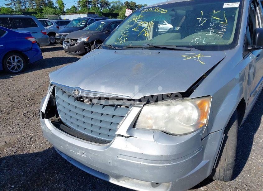 Photo 6 of 2008 Chrysler Town & COUNTRY LX (VIN 2A8HR44H28R628524)