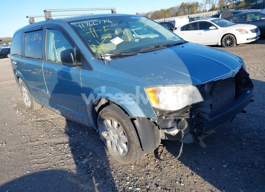 2008 Chrysler Town & COUNTRY LX (VIN 2A8HR44H38R655814) main photo