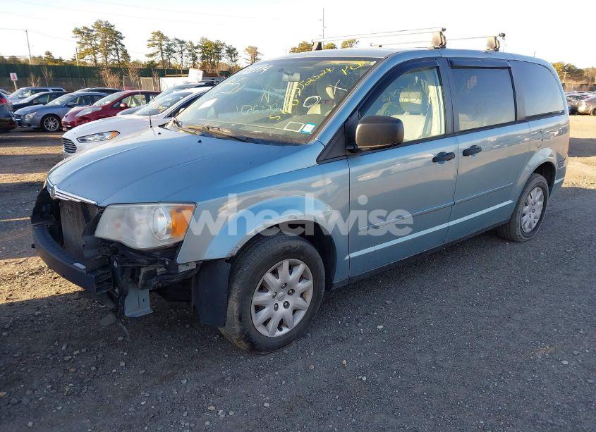 Photo 2 of 2008 Chrysler Town & COUNTRY LX (VIN 2A8HR44H38R655814)