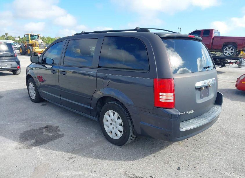 Photo 3 of 2008 Chrysler Town & COUNTRY LX (VIN 2A8HR44H38R756917)