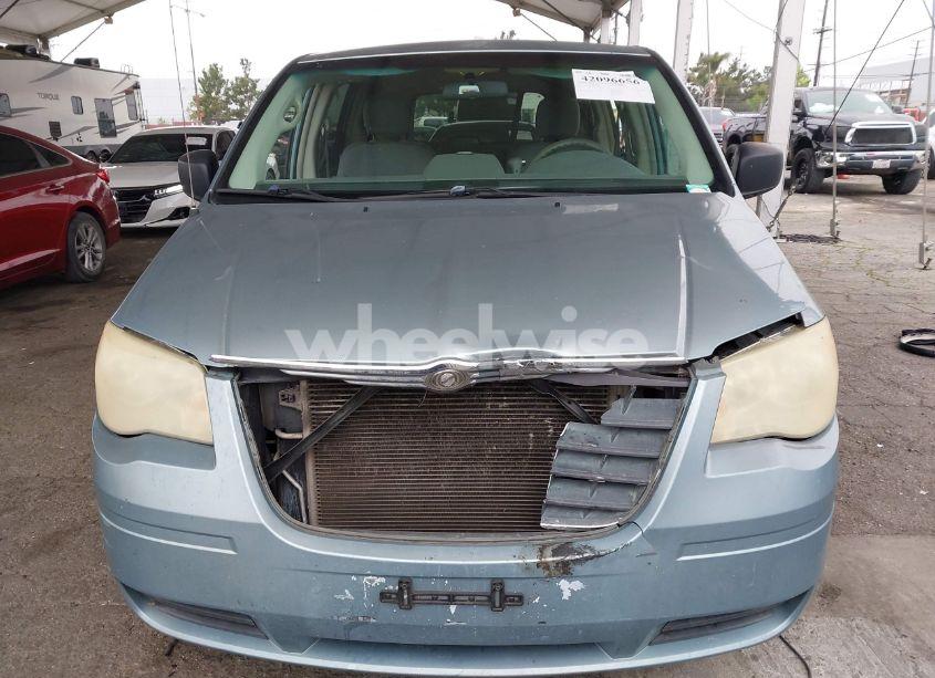 Photo 6 of 2008 Chrysler Town & COUNTRY LX (VIN 2A8HR44H38R831695)