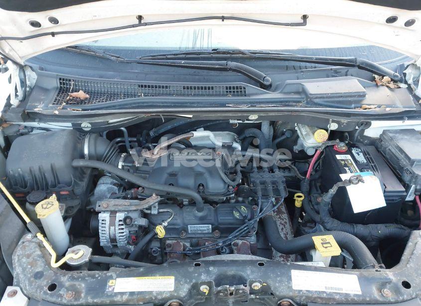 Photo 10 of 2008 Chrysler Town & COUNTRY LX (VIN 2A8HR44H48R604970)