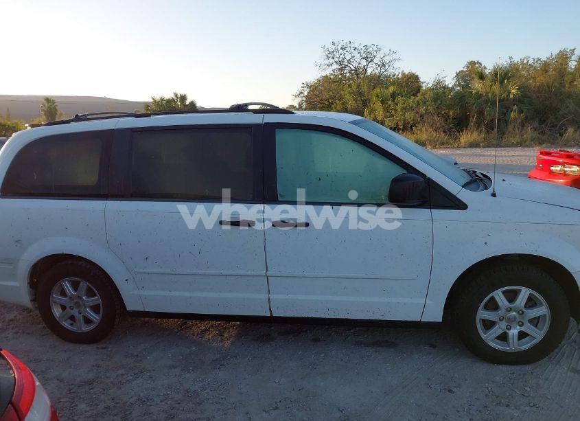 Photo 13 of 2008 Chrysler Town & COUNTRY LX (VIN 2A8HR44H48R604970)