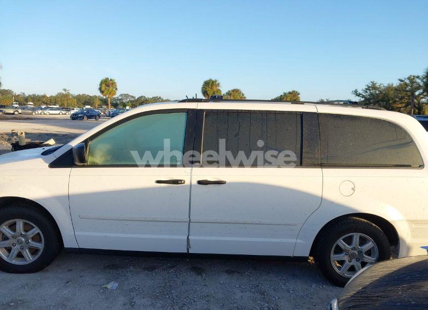 Photo 14 of 2008 Chrysler Town & COUNTRY LX (VIN 2A8HR44H48R604970)