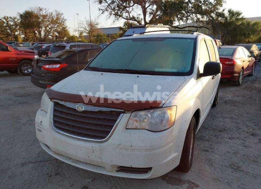 Photo 2 of 2008 Chrysler Town & COUNTRY LX (VIN 2A8HR44H48R604970)