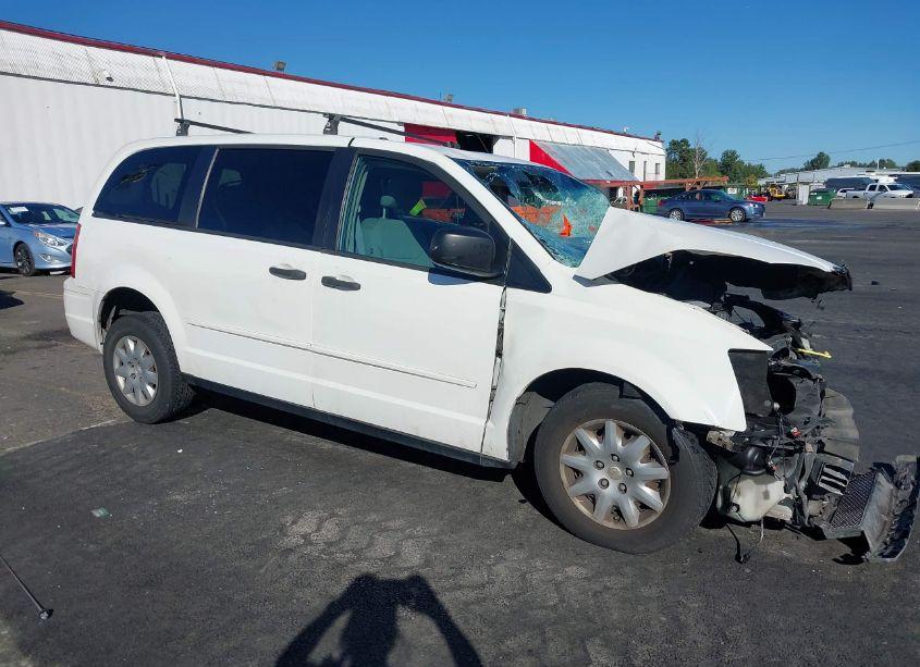 2008 Chrysler Town & COUNTRY LX (VIN 2A8HR44H48R721237) main photo