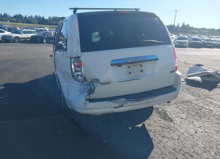 Photo 18 of 2008 Chrysler Town & COUNTRY LX (VIN 2A8HR44H48R721237)