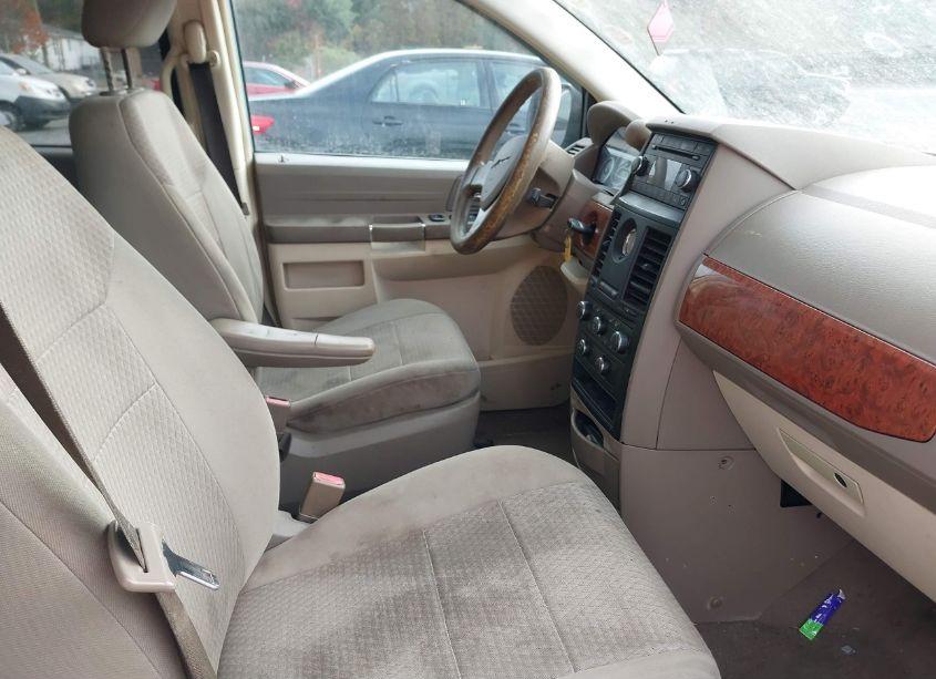 Photo 5 of 2008 Chrysler Town & COUNTRY LX (VIN 2A8HR44H58R674722)