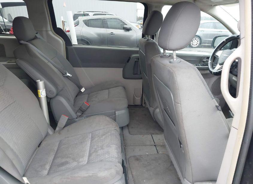 Photo 8 of 2008 Chrysler Town & COUNTRY LX (VIN 2A8HR44H68R804314)