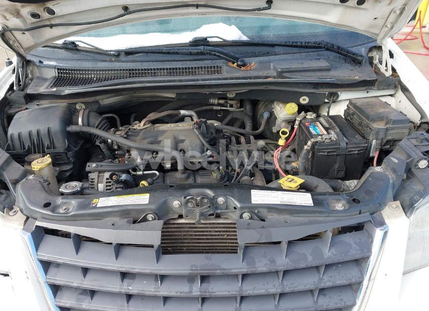 Photo 10 of 2008 Chrysler Town & COUNTRY LX (VIN 2A8HR44H78R678786)