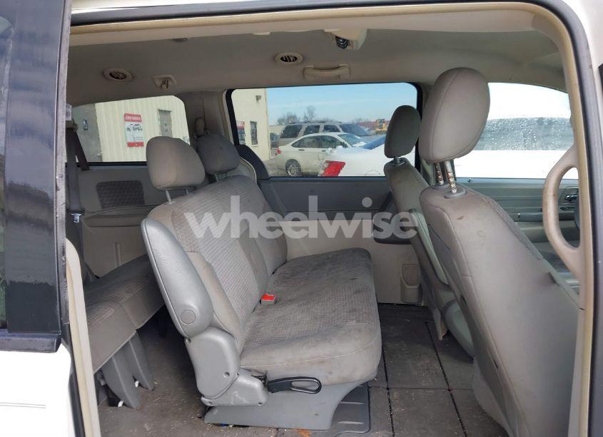 Photo 8 of 2008 Chrysler Town & COUNTRY LX (VIN 2A8HR44H78R678786)