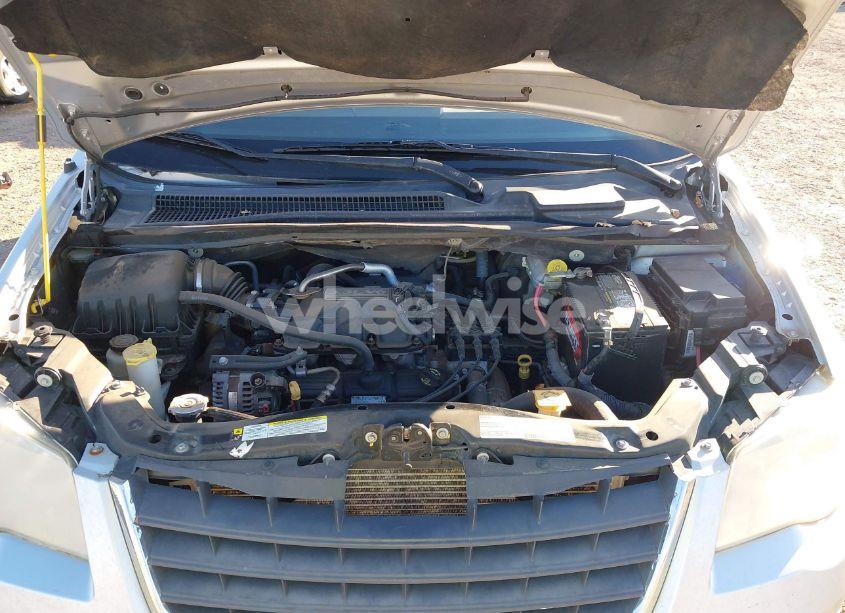 Photo 10 of 2008 Chrysler Town & COUNTRY LX (VIN 2A8HR44H88R138041)