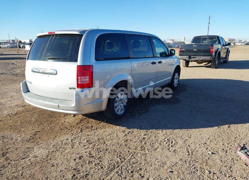 Photo 4 of 2008 Chrysler Town & COUNTRY LX (VIN 2A8HR44H88R138041)
