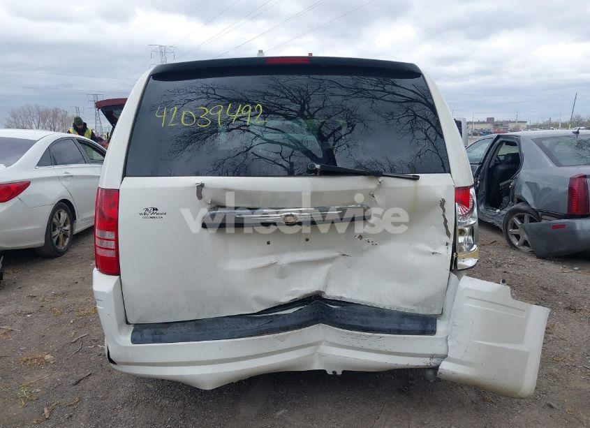 Photo 16 of 2008 Chrysler Town & COUNTRY LX (VIN 2A8HR44H88R694642)