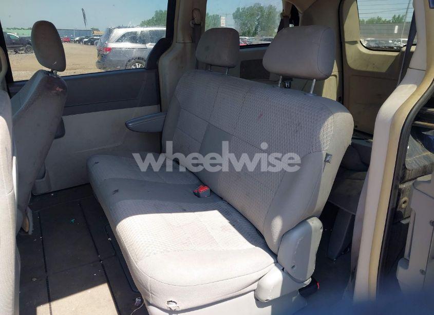 Photo 8 of 2008 Chrysler Town & COUNTRY LX (VIN 2A8HR44H98R621179)