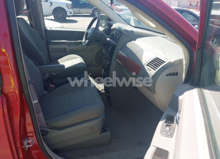 Photo 5 of 2008 Chrysler Town & COUNTRY LX (VIN 2A8HR44H98R721959)