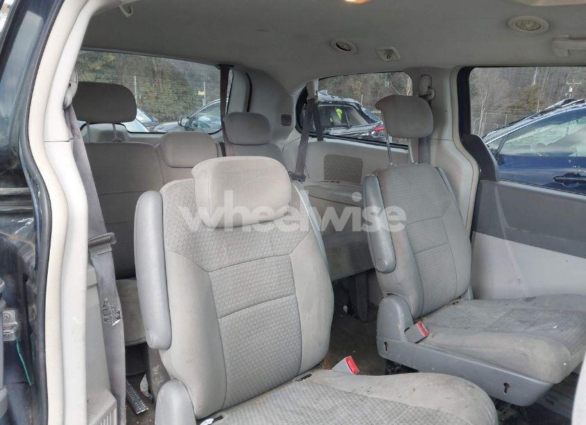 Photo 8 of 2008 Chrysler Town & COUNTRY LX (VIN 2A8HR44H98R818885)