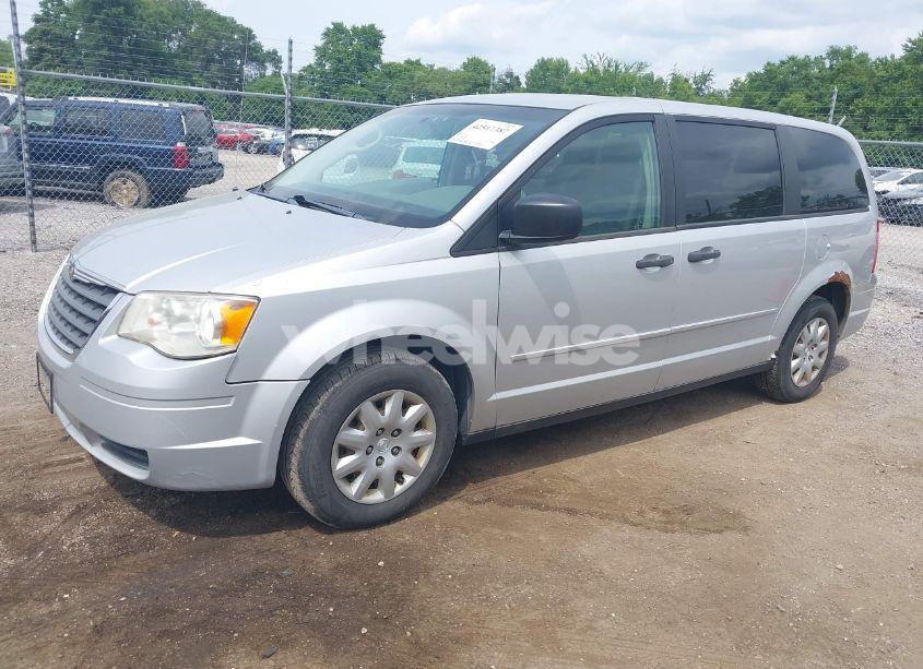 Photo 2 of 2008 Chrysler Town & COUNTRY LX (VIN 2A8HR44H98R844953)