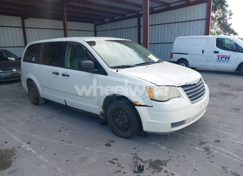 2008 Chrysler Town & COUNTRY LX (VIN 2A8HR44HX8R665966) main photo